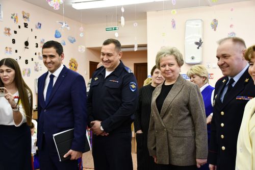 Рифкать Миңнеханов "Йолдызлык" балалар бакчасында кунакта