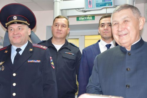 Рифкать Миңнеханов "Йолдызлык" балалар бакчасында кунакта