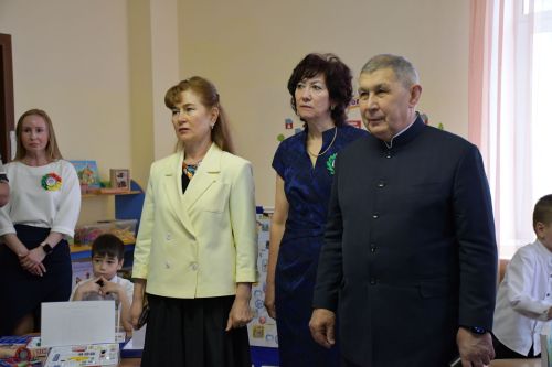 Рифкать Миңнеханов "Йолдызлык" балалар бакчасында кунакта