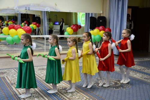 Рифкать Миңнеханов "Йолдызлык" балалар бакчасында кунакта