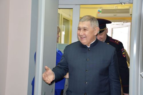 Рифкать Миңнеханов "Йолдызлык" балалар бакчасында кунакта
