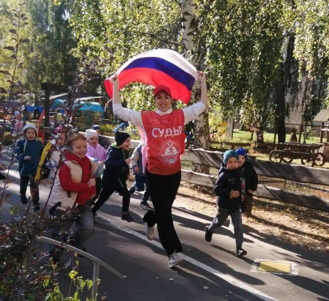 Яшел Үзәннең 13нче балалар бакчасы традиция буенча «Милләтләр кроссы»н уздырды