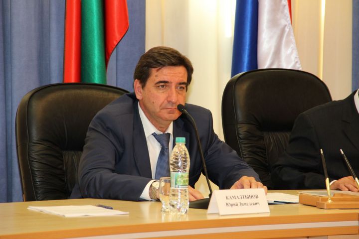 Дәүләт Советы депутаты гражданнарны кабул итә