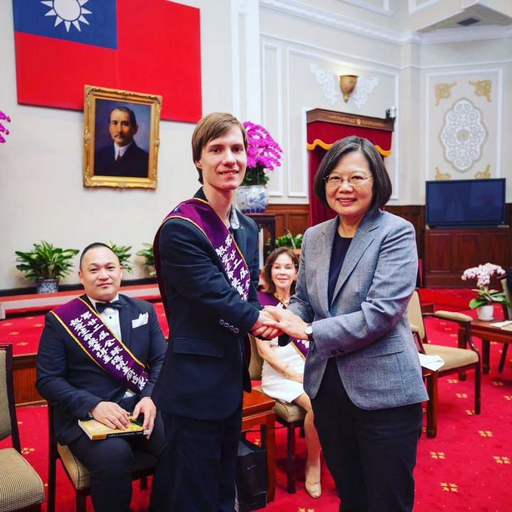 Тайвань премиясе канатландыра