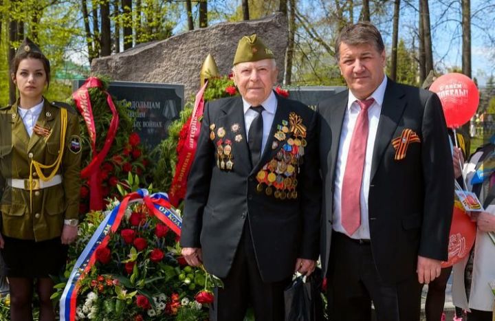 POZISның тере легендасы: ветеран Николай Лазаревка “Җиңүгә 75 ел” юбилей медале тапшырылды