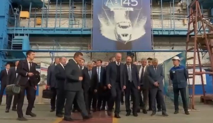 РФ Президенты ярдәмчесе Николай Патрушев Горький исемендәге суднолар төзү заводында булды