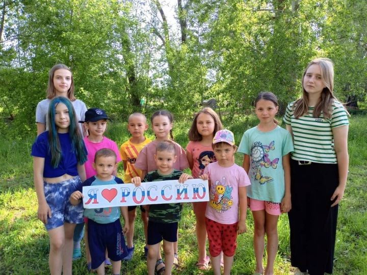 Акъегет мәдәният хезмәткәрләре «12 июнь - Россия көне” дигән әңгәмә үткәрде