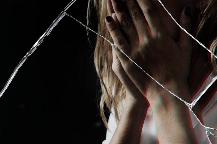 Яшел Үзәндә 48 яшьлек ир балигъ булмаган кызны көчләгән