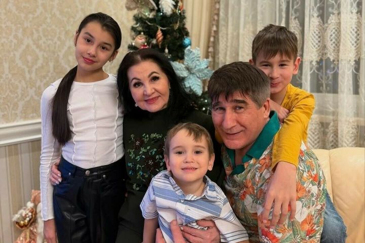Юмор остасы Җәвит Шакиров гаиләсендә гадәттә «кычкырып сөйләнми торган» вакыйга булган
