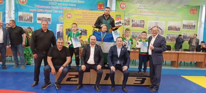 Салават Фәтхетдинов: «Без гомер буена көрәшергә тиеш»