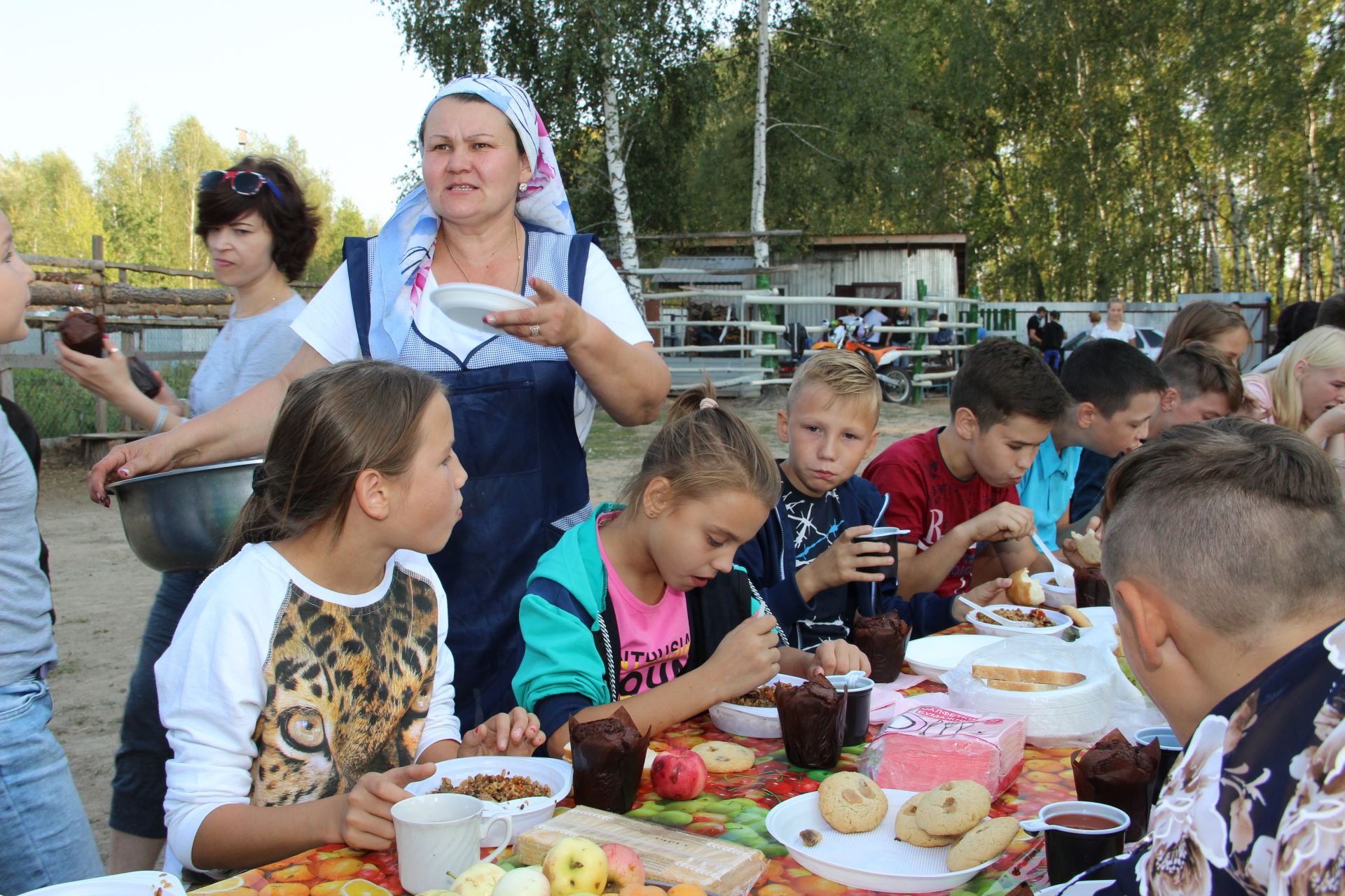 Норлат балалар йортында тәрбияләнүчеләр әкияттә кунакта