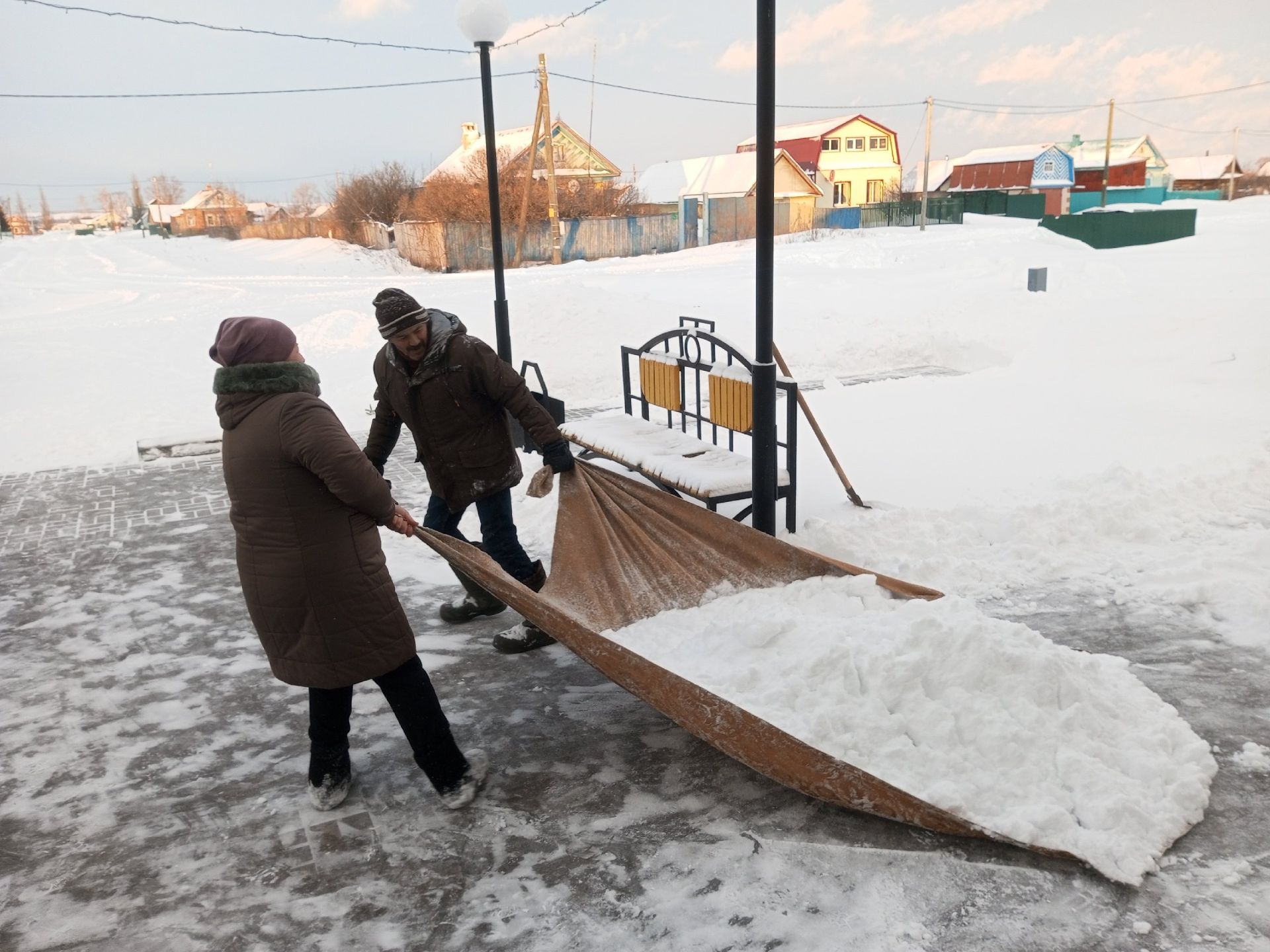 Бу көннәрдә кышкы табигать холкын күрсәтеп кенә тора
