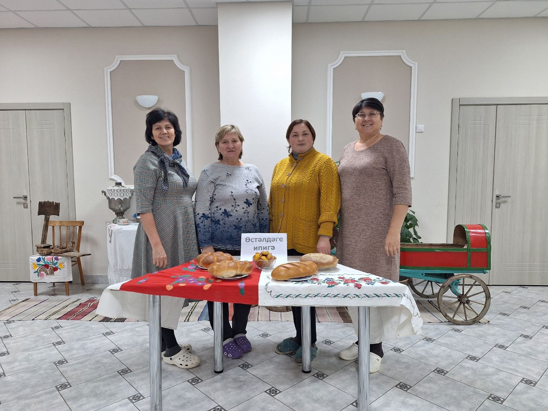 Мулла Иле мәдәният йортында «Өстәлдәге ипигә дан!» дигән чара үткәргәннәр
