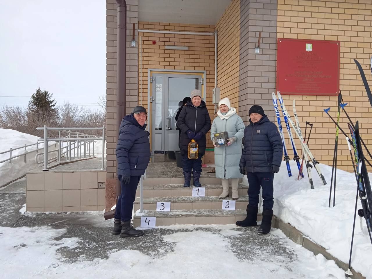 Бүген, Бакырчы авылында дүртенче ел рәттән бертуган Рафыйк һәм Рашит Бахтияровлар истәлегенә чаңгы ярышы булып узды