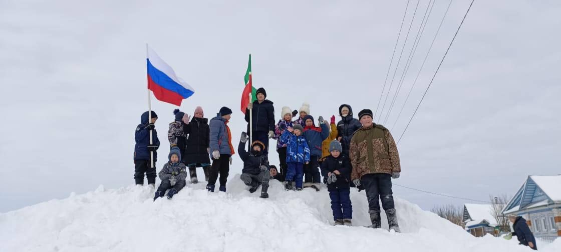 23 февраль Ватанны саклаучылар көнендә, күп кенә матур чаралар узды