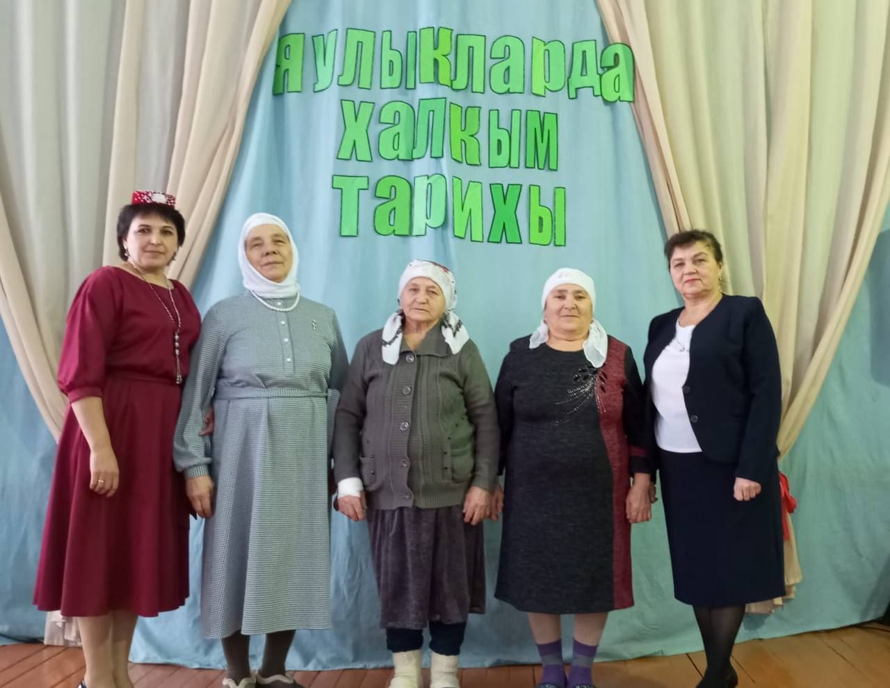Акъегет авылында «Яулыкларда халкым тарихы» дип исемләнгән бик матур, тәрбияви чара узды