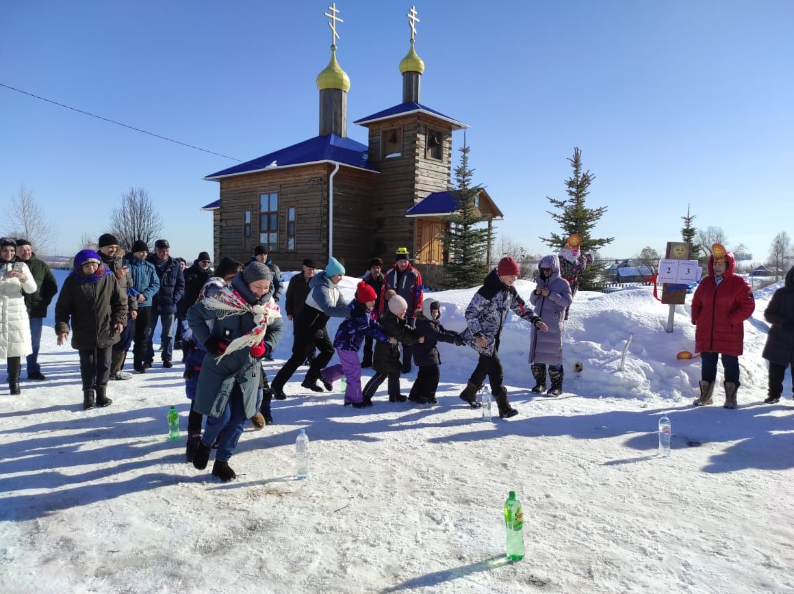 Кичә Бишнә авыл җирлегенә кергән Рус-мари Кавал авылында  май чабу (Масленица) бәйрәме булып узды