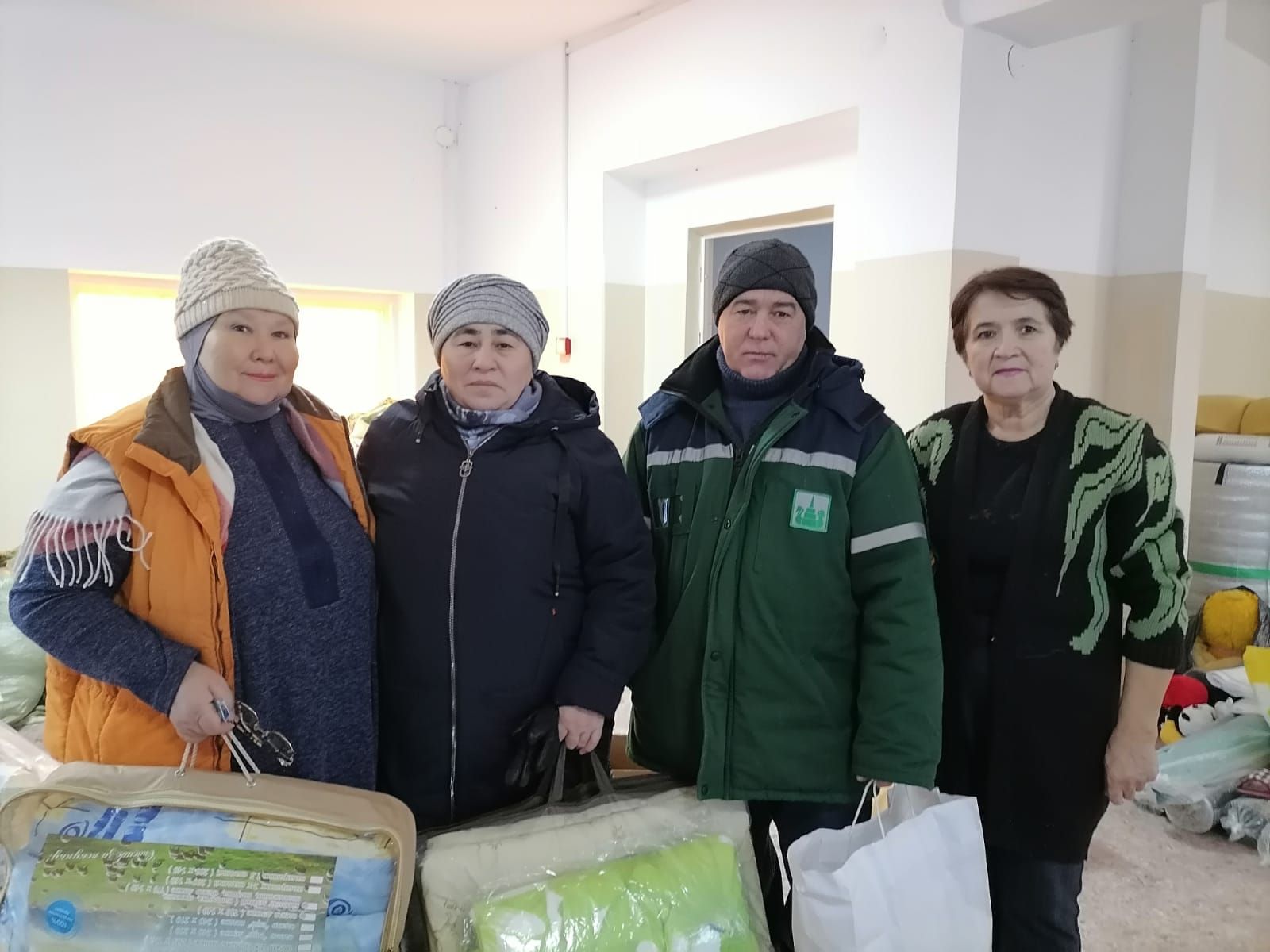 Бүген олы рәхмәт сүзләрен Мулла Иле авылында яшәүче «Халык фронты» волонтеры Садыков Рәмил Гадел улына әйтәсе килә.