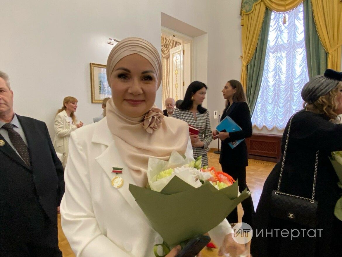 Берьюлы 8 артистка «Татарстанның халык артисты» исеме бирелде ү