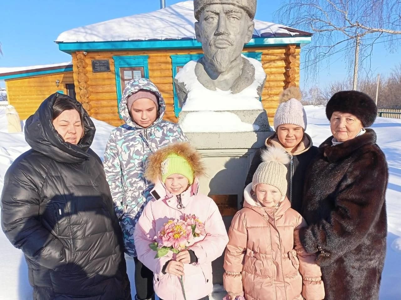 Якшәмбе иртәсе хәерле булсын, дуслар