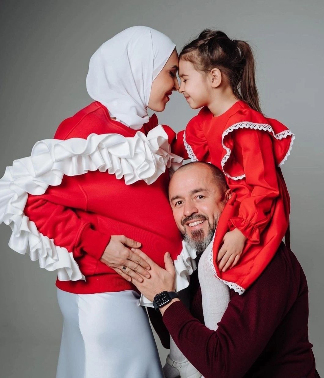 «Гүзәлем: Безнең кызыбыз Мәдинә инде 5 яшьтән мәдрәсәгә йөри»