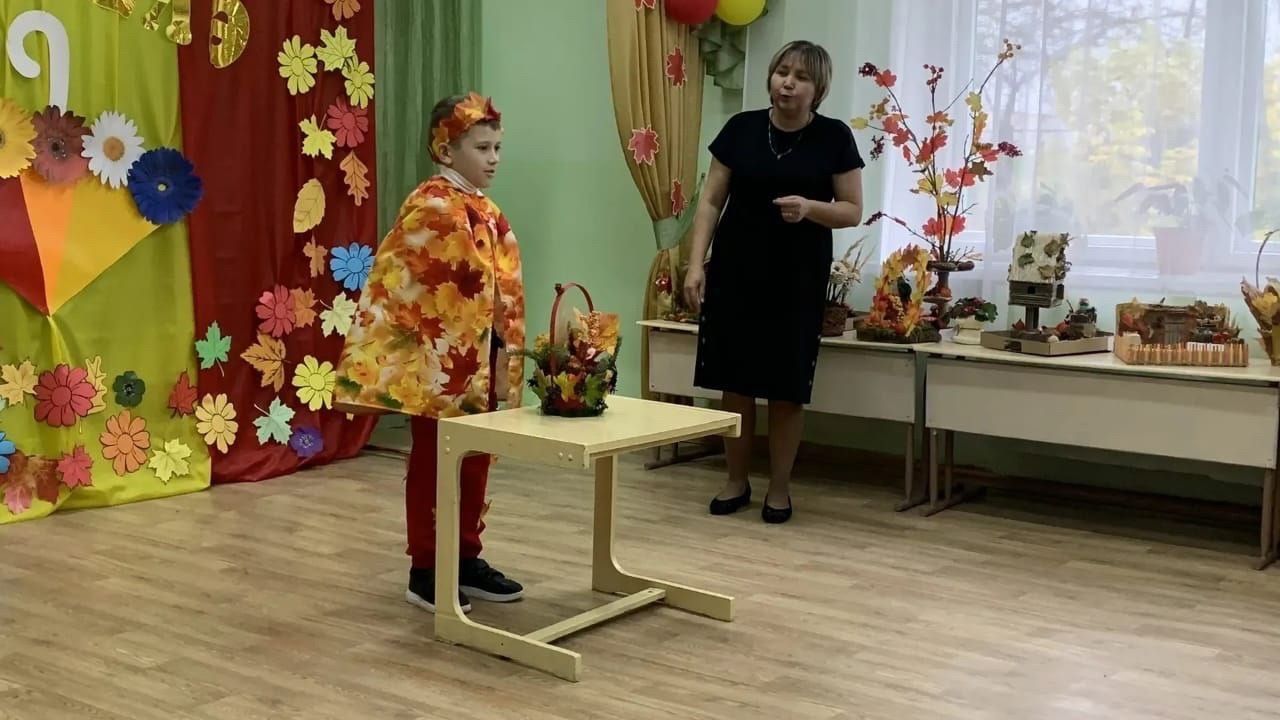 Бишнә мәктәбендә «Сөмбелә» бәйрәмен үткәргәннәр