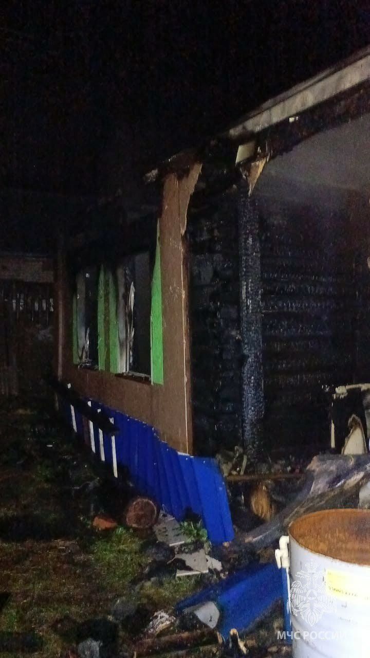 Васильевода бакча йорты дөрләп янган