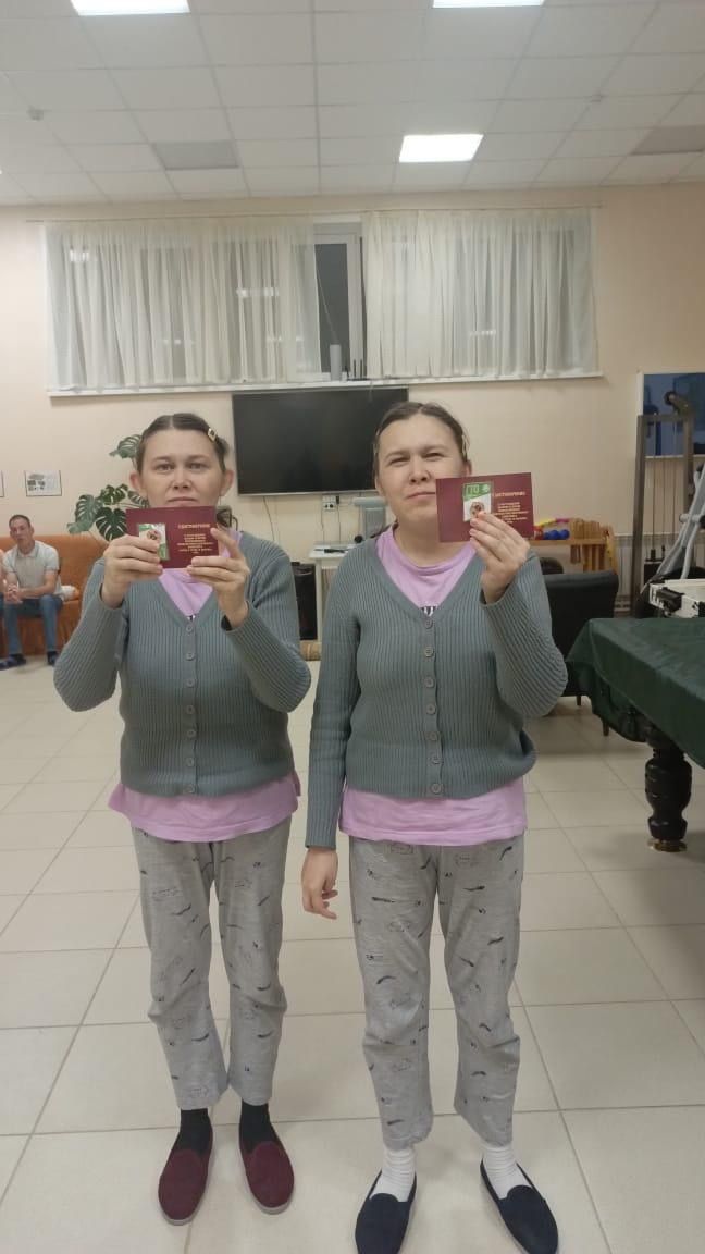 «Идел» үзәге яшьләре югары бүләк алу бәхетенә иреште
