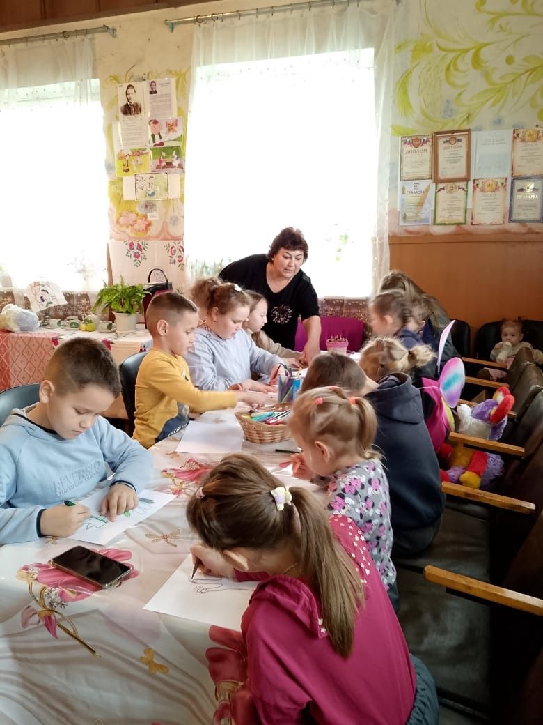 Тау Иле авылында Халыклар бердәмлеге көне уңаеннан бәйрәм оештырганнар