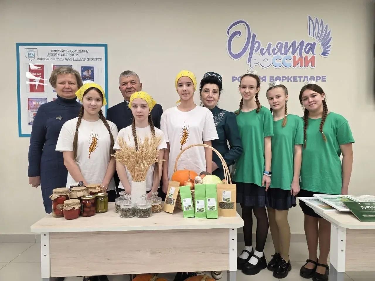 Татарстан Республикасы Дәүләт Советы депутаты Осиново гимназиясендә һәм «Күкчәчәкләр» балалар бакчасында булды