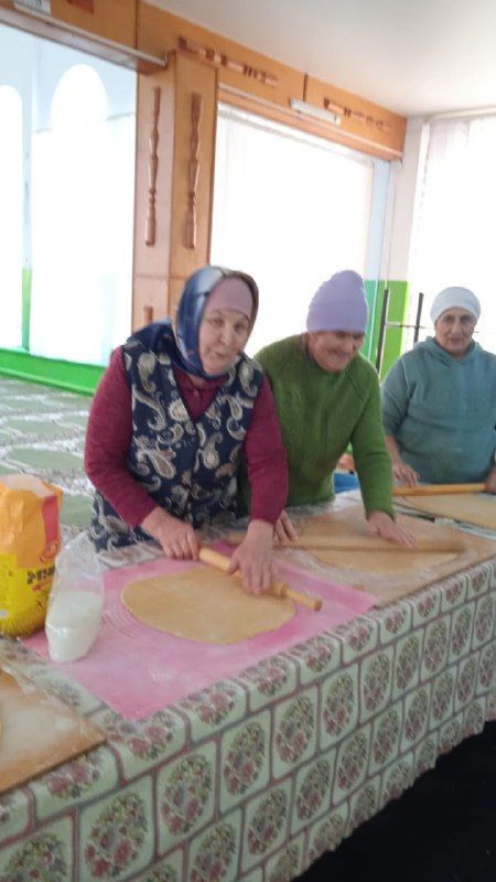 Бишнә авылы халкы махсус хәрби операциядә катнашучы егетләргә гуманитар ярдәм әзерләде