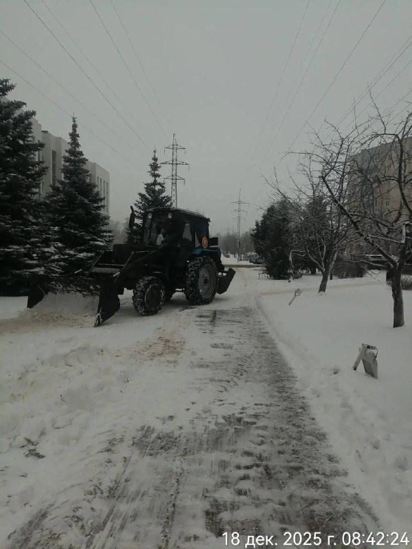 Яшел Үзәндә көн саен кар чистарту техникасы эшли