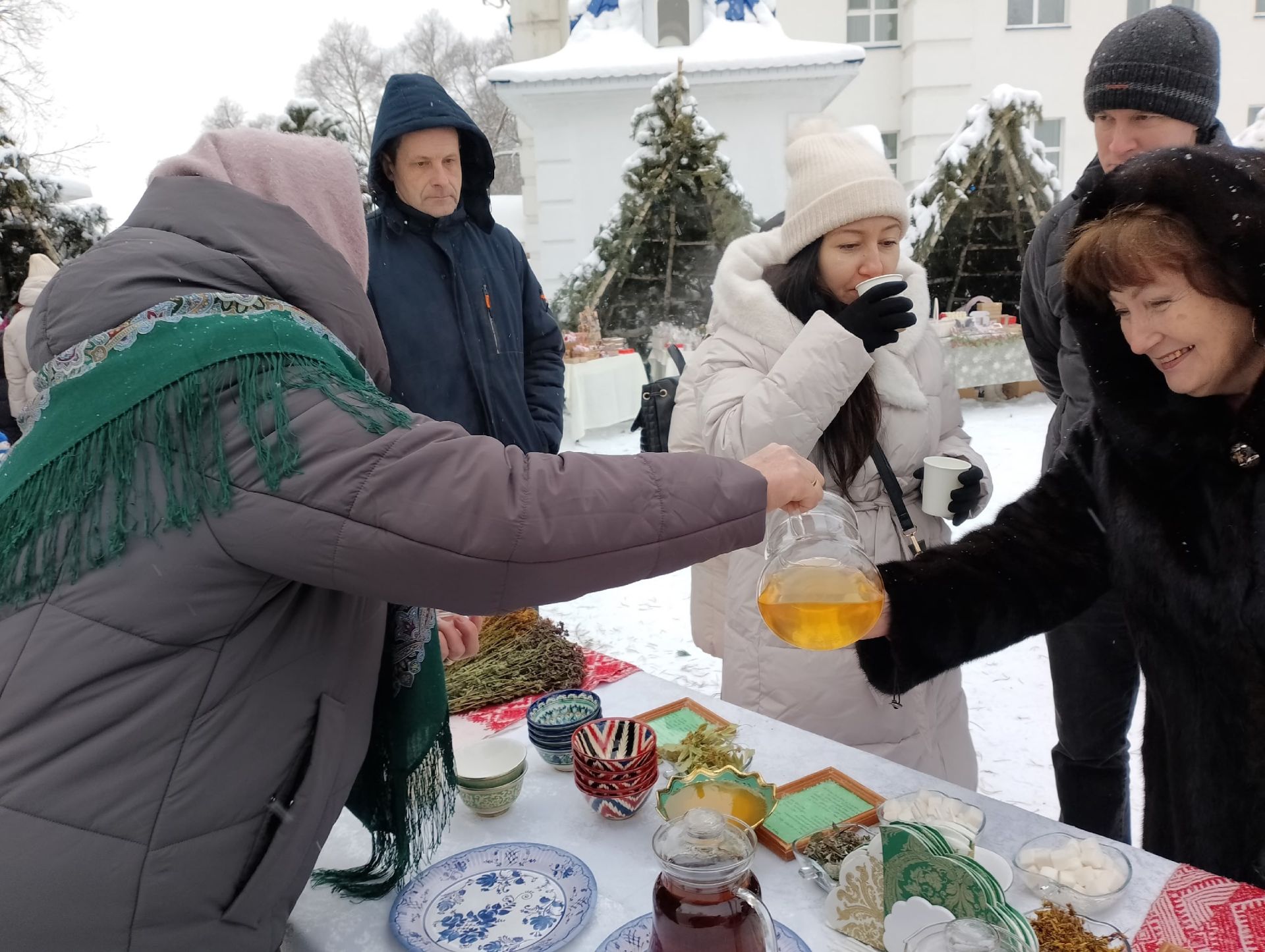 К.Насыйри ис. архитектура-этнография комплексы Раифада «Чәй һәм прәннек» халык традицияләре фестивалендә катнашты