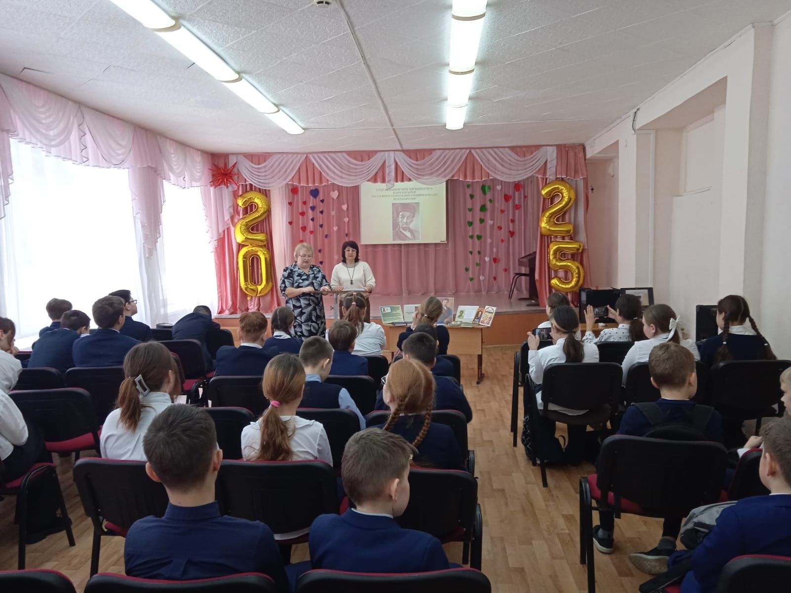 Яшел Үзән районы Әйшә авылы гимназиясендә Каюм Насыйри елын ачу тантанасы булды
