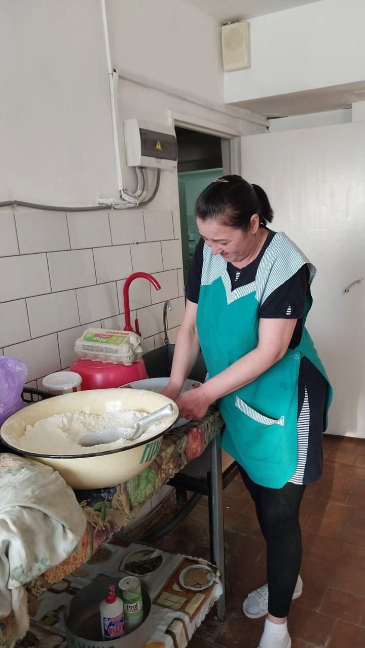 Яшел Үзәннең Норлат балалар йорты хезмәткәрләре МХО көрәшчеләренә токмач әзерләде