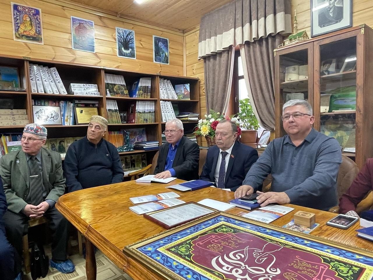 Яшел Үзәннең Кече Шырдан авылында Каюм Насыйриның туган көненә багышланган чара узды