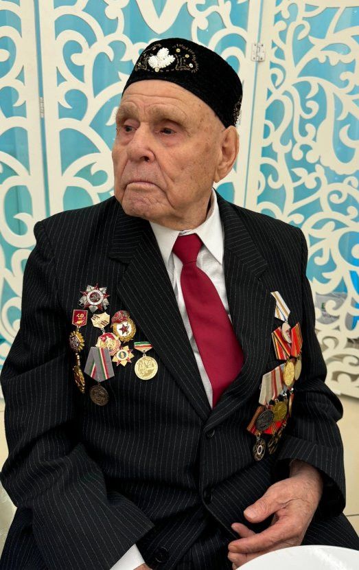 Яшел Үзән районыннан 100 яшьлек сугыш ветераны: «Бер дә картаясы килми бит…»