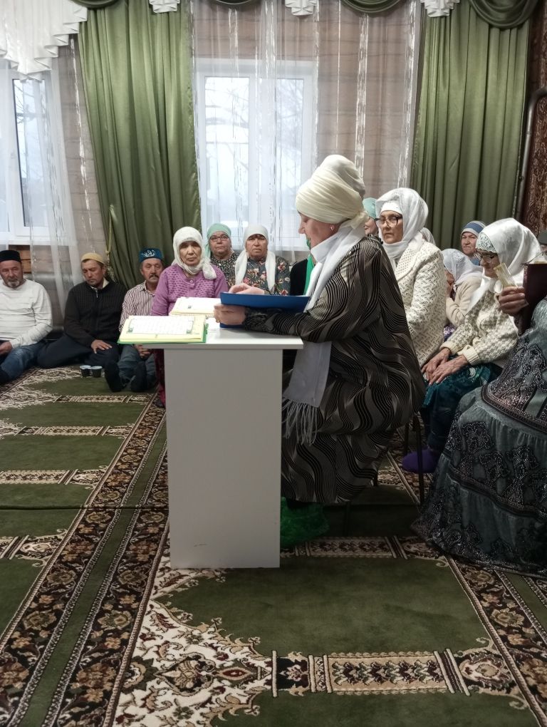 Яшел Үзән районы Карәтмән авылында Кадер киче кичәсе узды