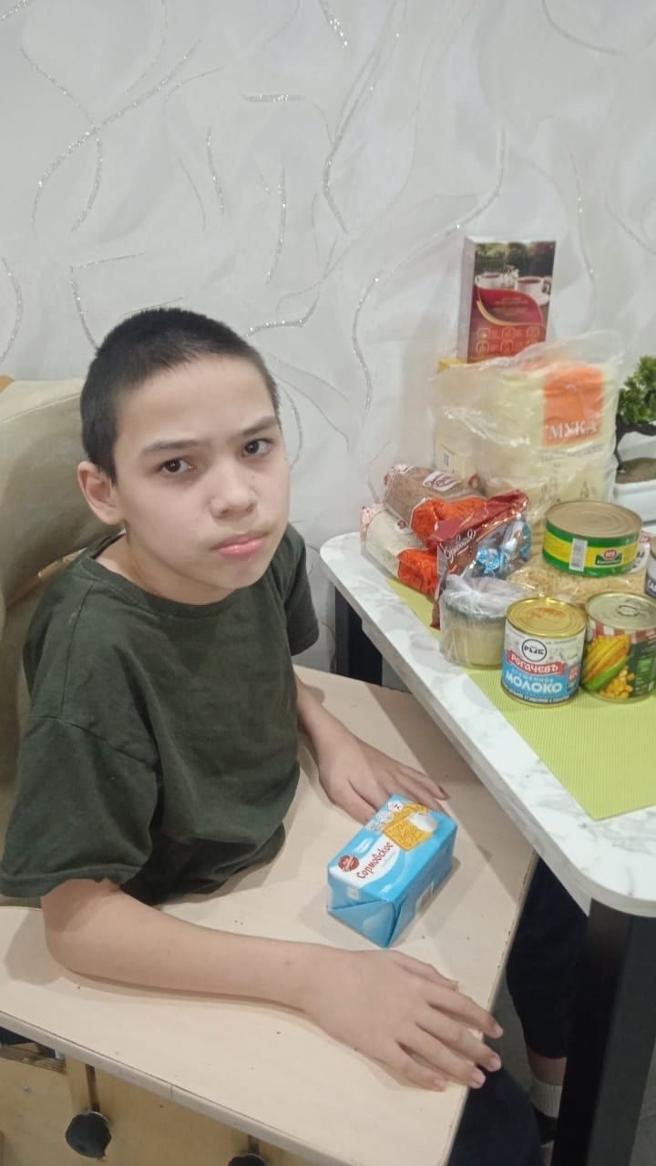Яшел Үзәндә мохтаҗларга 500дән артык азык-төлек пакеты тапшырылды