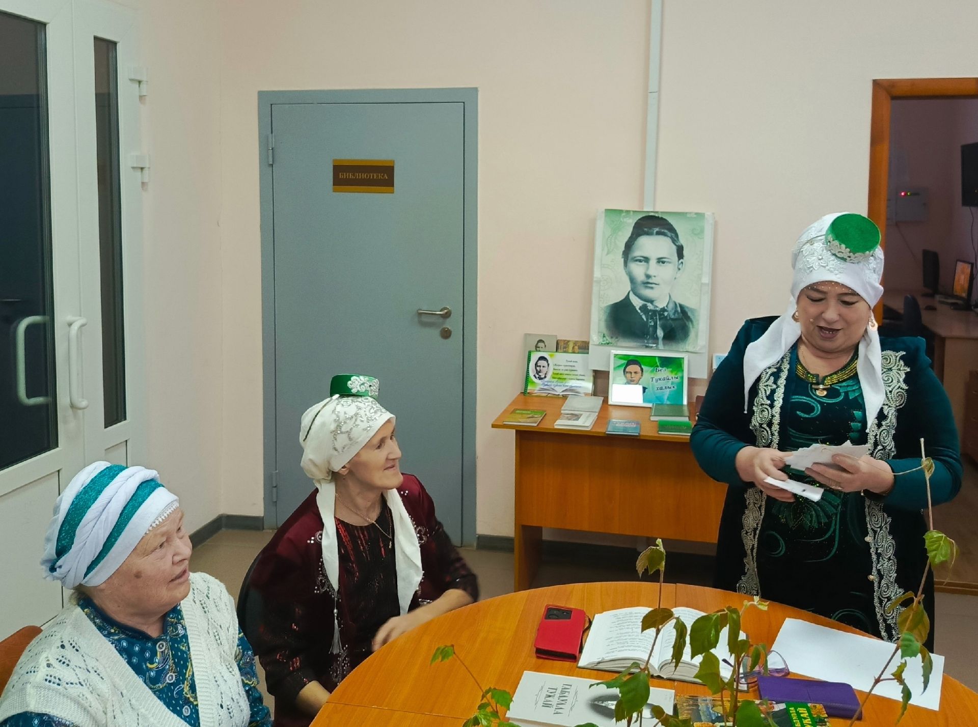 Яшел Үзән районы Олы Яке авылы мәдәният йортында «Нурга төренгән Тукай» исемле шигырь кичәсе узган