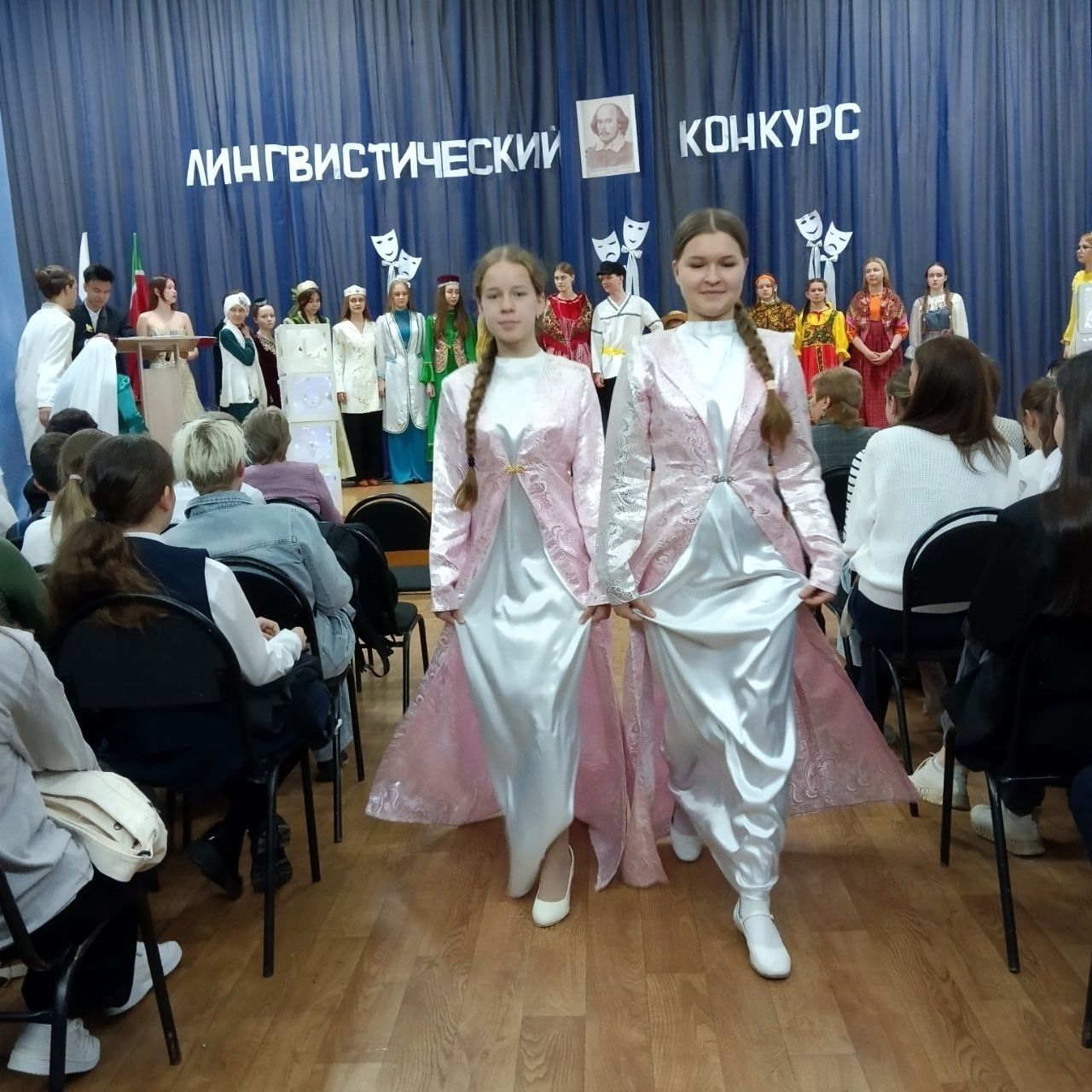 Яшел Үзәннең 15нче мәктәбендә Уильям Шекспир иҗатына багышланган республика лингвистик конкурсы үткәрелде