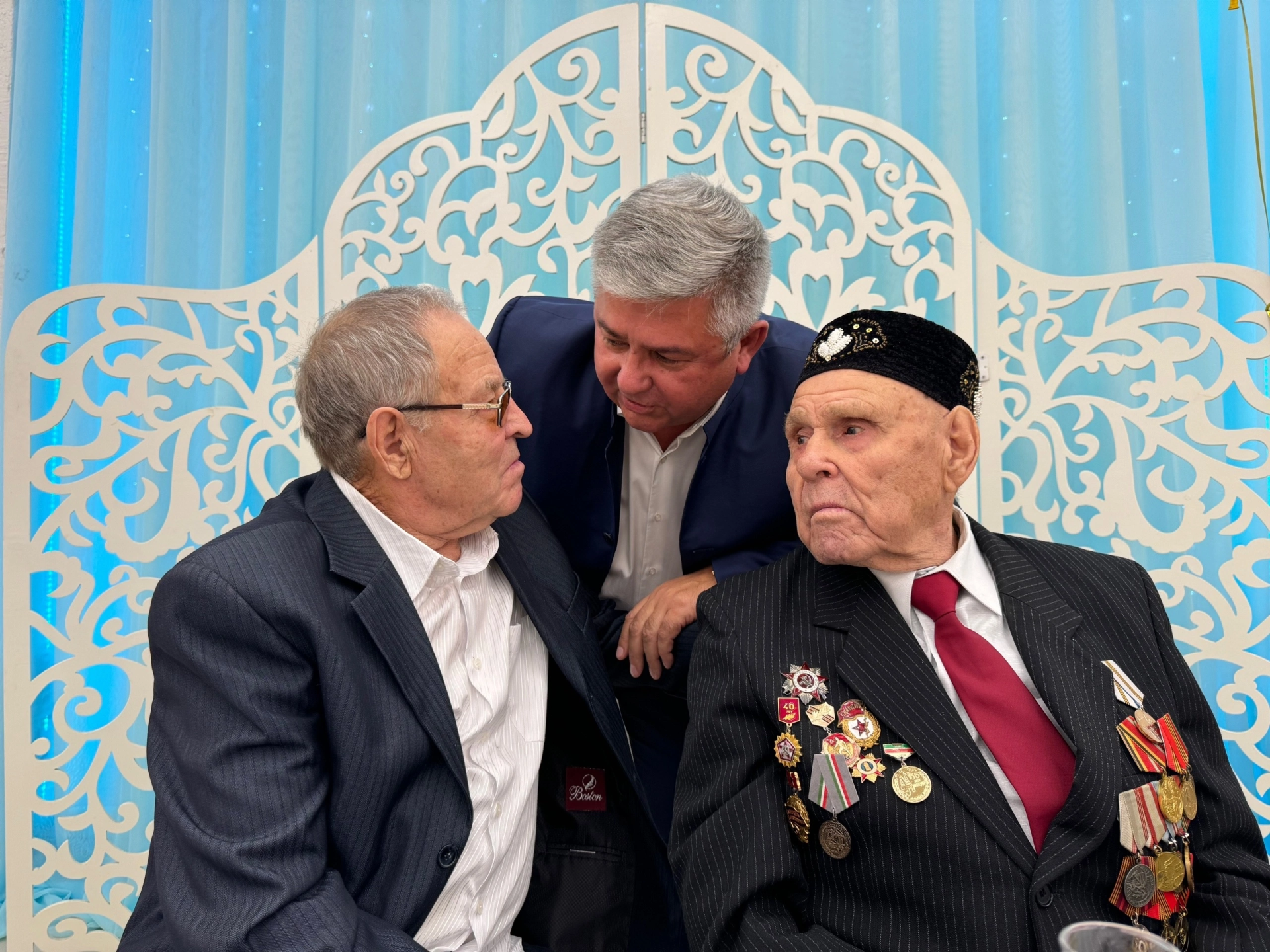 Әхәт абыйга сугыш михнәтләрен генә түгел, ә бала югалту ачысын да күрергә язган...