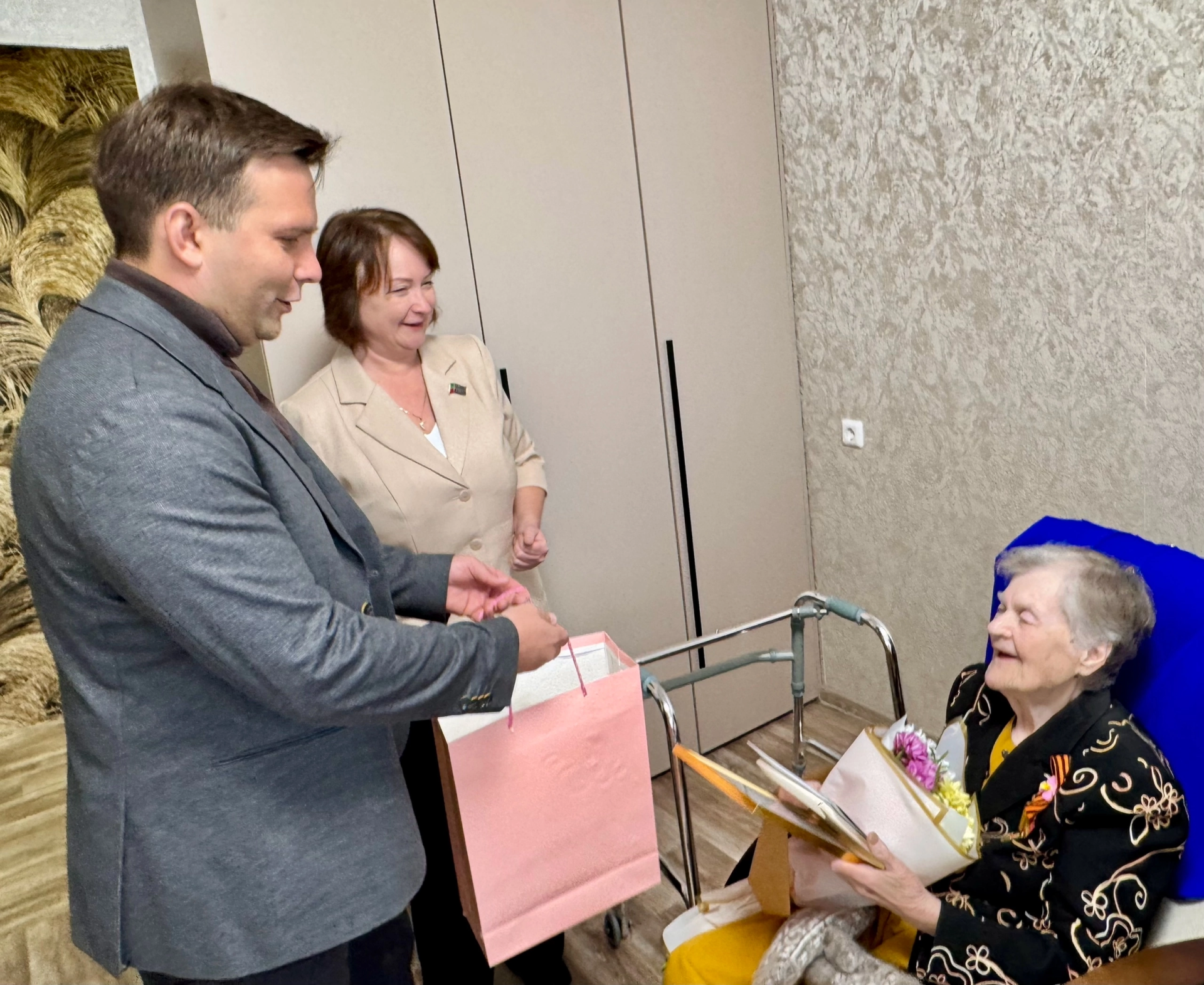 Бүген тыл хезмәтчәне Мария Совкова үзенең 100 еллык юбилеен билгеләп үтә