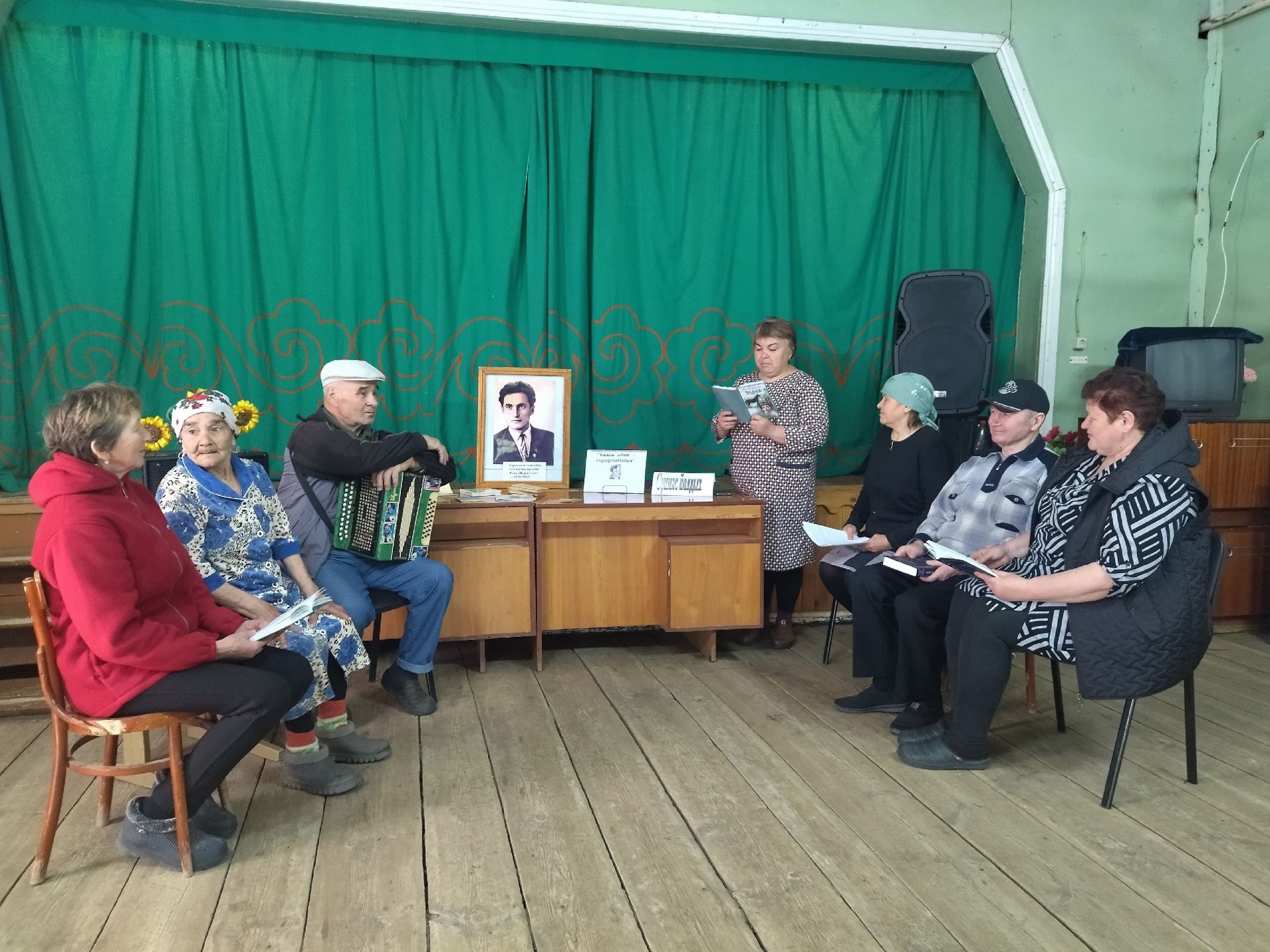 Яшел Үзән районы Карашәм авылында Фаил Шәфигуллинның 86 еллыгына багышланган искә алу кичәсе узды
