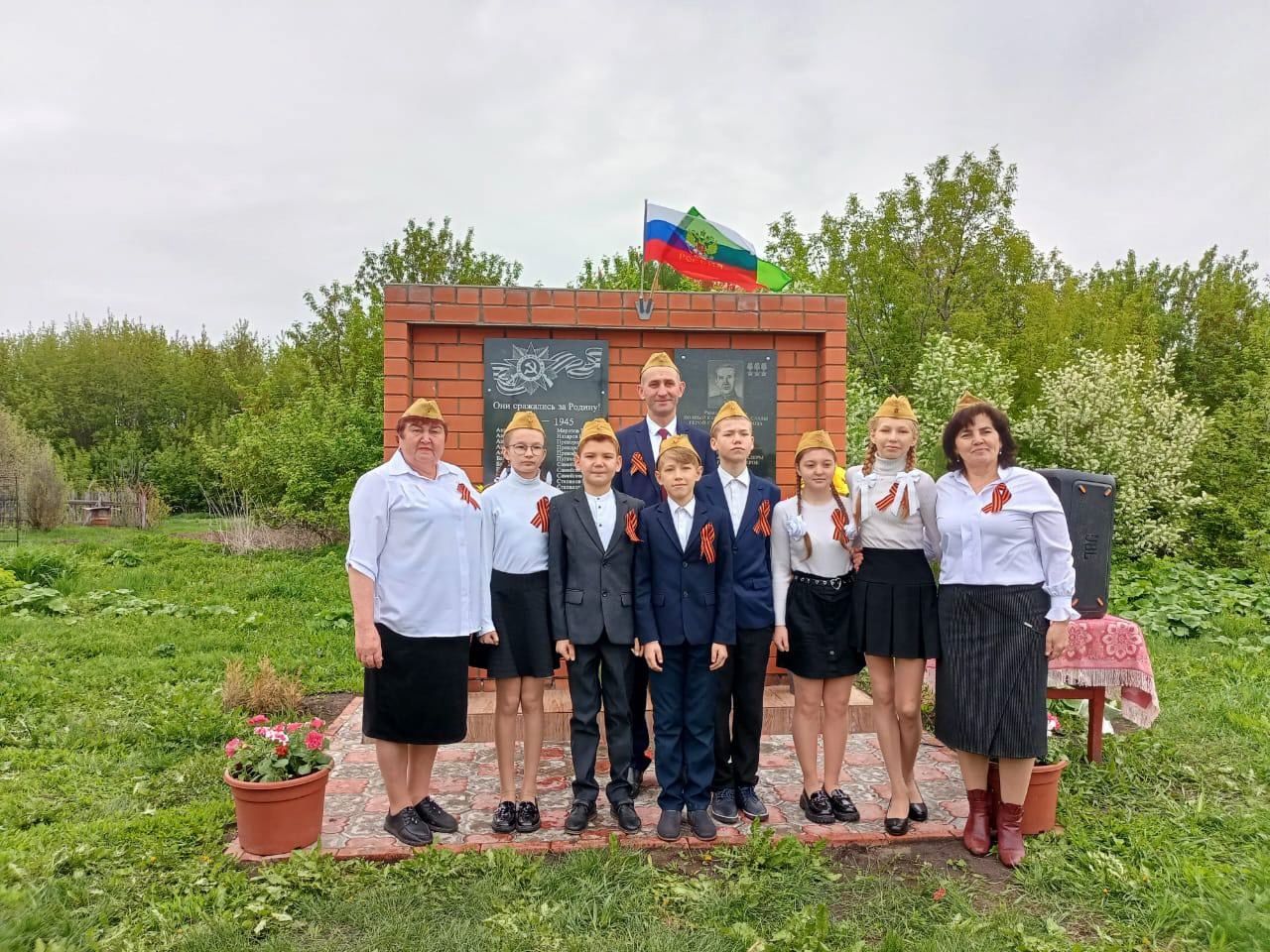 Олы Ачасыр авыл җирлегенә кергән Кири авылында Бөек Җиңүнең 80 еллыгына багышланган бәйрәм чарасы узды