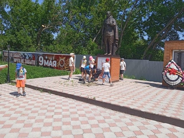 Яшел Үзәннең Норлат авылында «Туган җирең буйлап сәяхәт» квест-уены уздырганнар