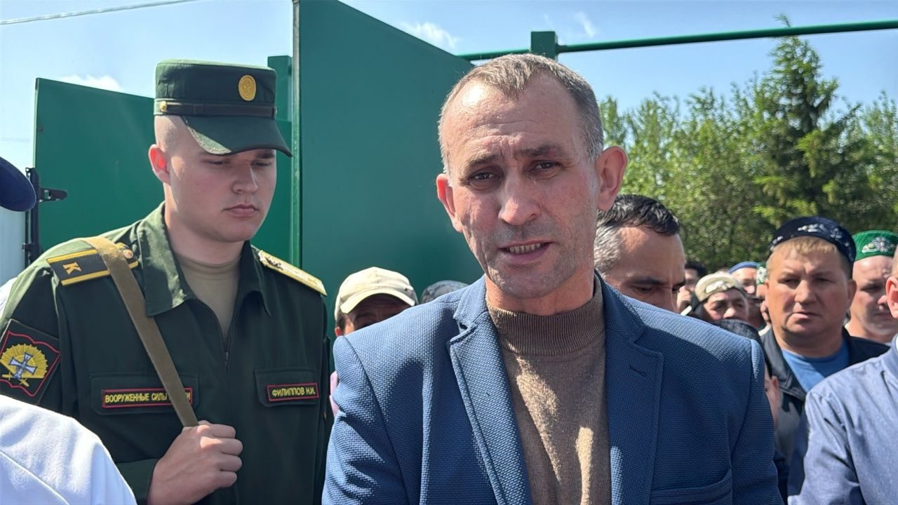 Коралы автомат түгел, ә медикаментлар тулы зур букча