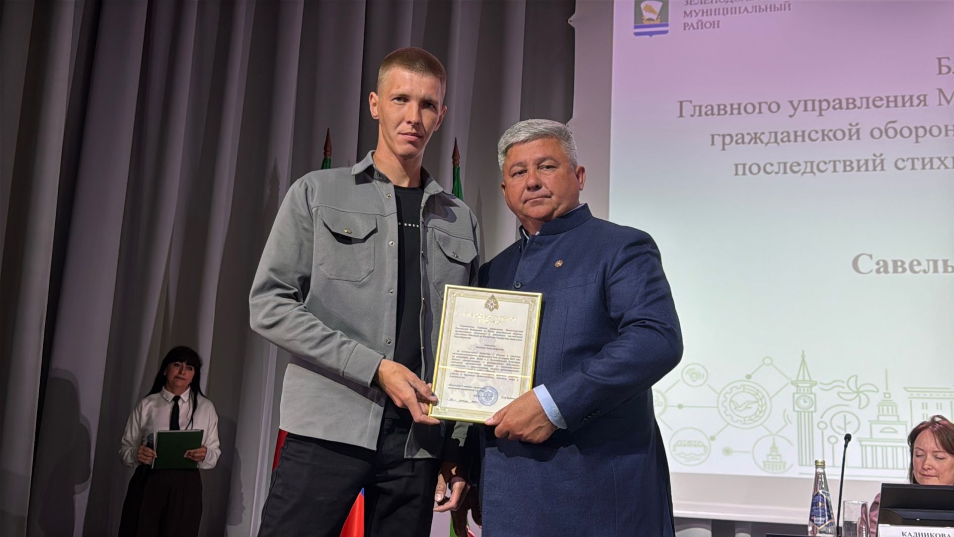 Куркынычсызлык, каһарманлык һәм гуманитарка: районыбызда Сессия ничек узды