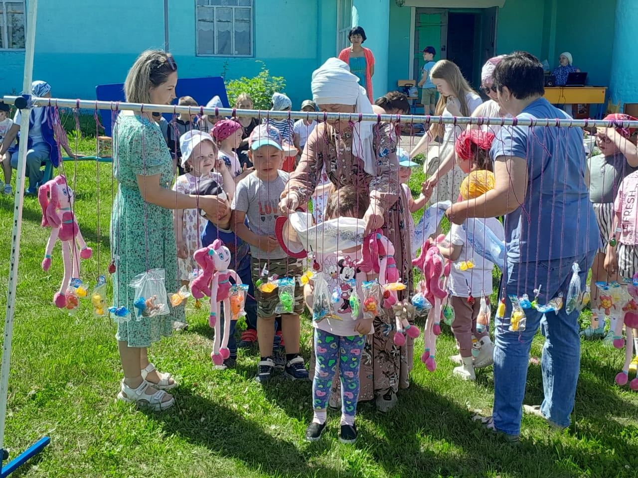 Күгәй авылында «Балачак кыңгыравы чыңласын» дигән бәйрәм узды