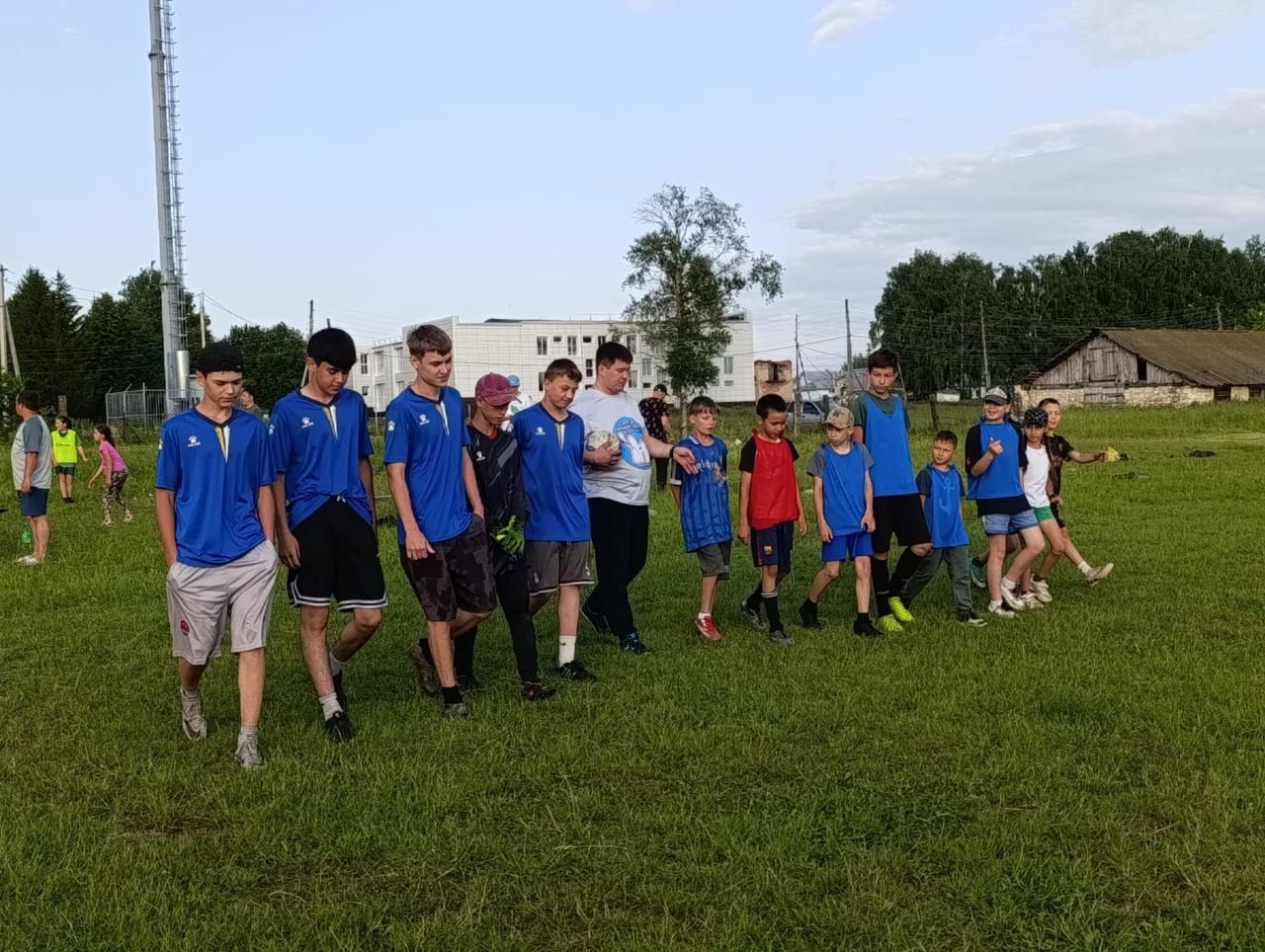 Юынчы авылы яшьләре футбол турнирында катнашкан